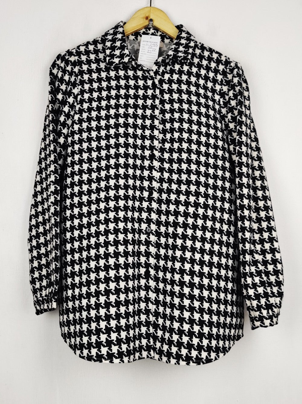 V.Code (LS-20474)