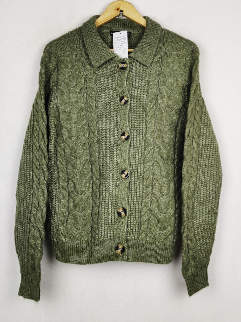 Marks & Spencer (LS-20477)