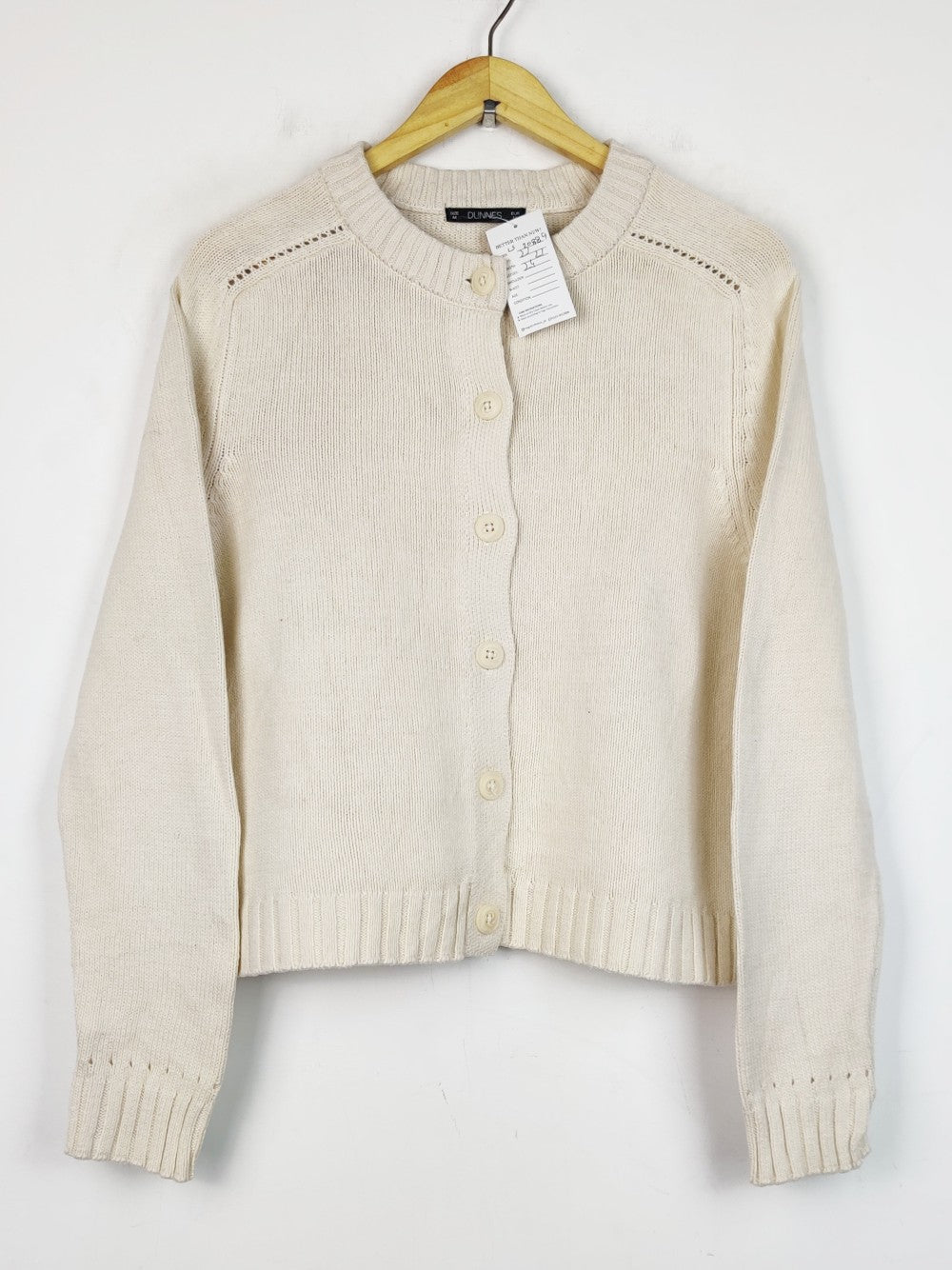 Dunnes Stores (LS-20889)