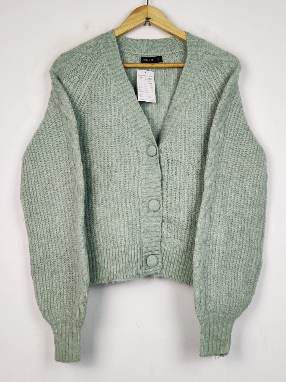F&F (LS-20985)