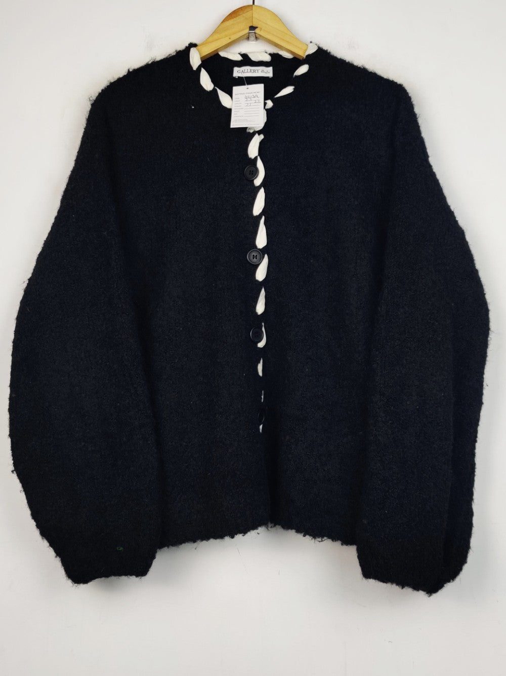 Gallery (LS-21304)