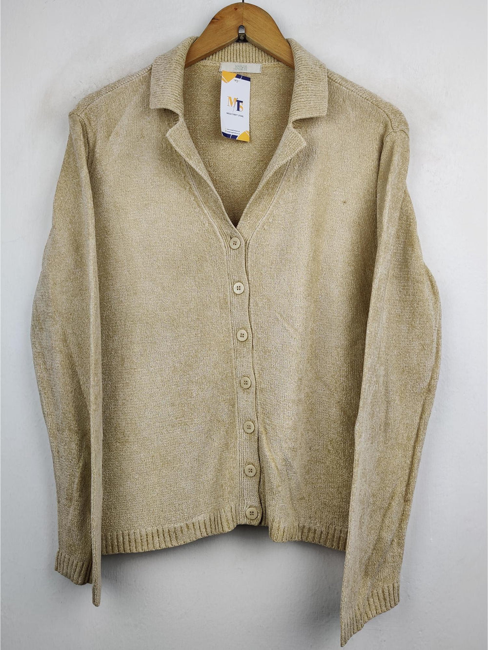Buy online pre-used pre-loved 100% authentic & Original branded Marks & Spencer (LS-4099) available in Pakistan. Top international brands avilable.