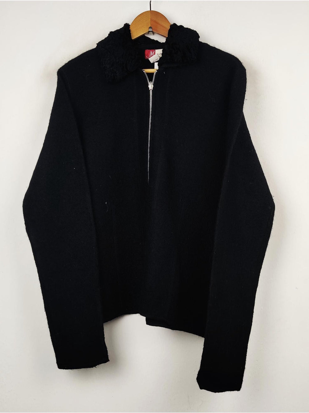 Buy online pre-used pre-loved 100% authentic & Original branded Jm Collection (LS-4241) available in Pakistan. Top international brands avilable.
