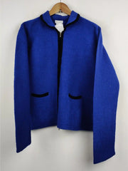 Buy online pre-used pre-loved 100% authentic & Original branded Pierre Cardin (LS-4409) available in Pakistan. Top international brands avilable.