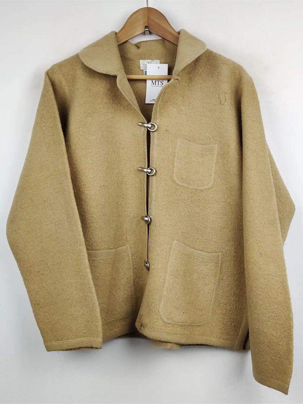 Buy online pre-used pre-loved 100% authentic & Original branded Xtrovert (LS-4436) available in Pakistan. Top international brands avilable.