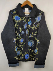 Buy online pre-used pre-loved 100% authentic & Original branded Unknown Brand (LS-5319) available in Pakistan. Top international brands avilable.