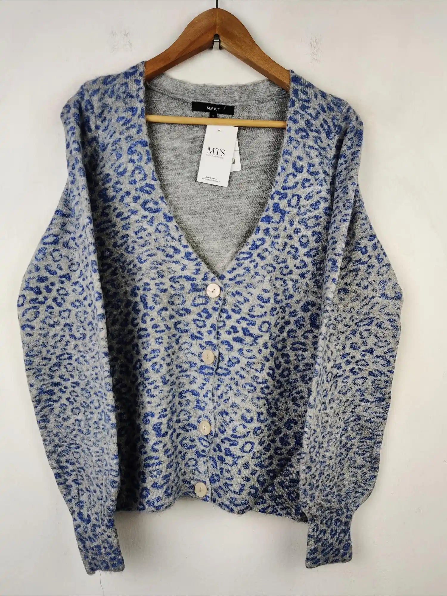 Buy online pre-used pre-loved 100% authentic & Original branded Next (LS-5636) available in Pakistan. Top international brands avilable.