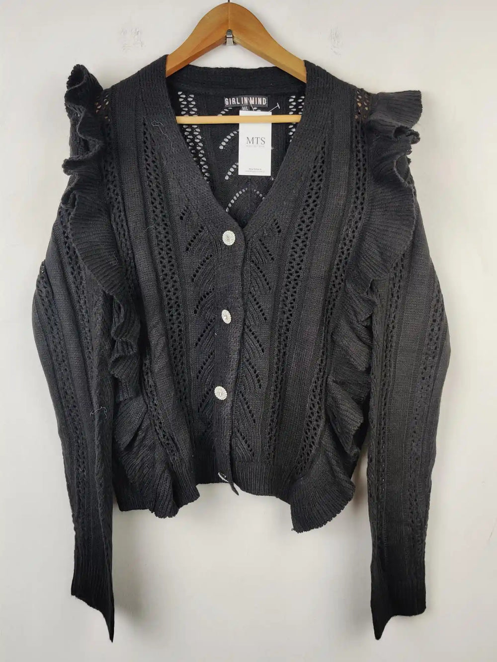 Buy online pre-used pre-loved 100% authentic & Original branded Girl In Mind (LS-5701) available in Pakistan. Top international brands avilable.