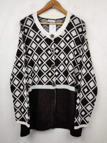 Buy online pre-used pre-loved 100% authentic & Original branded Amu (LS-5842) available in Pakistan. Top international brands avilable.