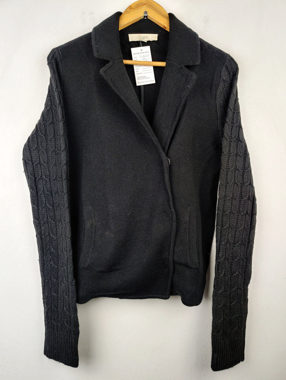 Buy online pre-used pre-loved 100% authentic & Original branded Loft (LS-6052) available in Pakistan. Top international brands avilable.