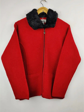 Buy online pre-used pre-loved 100% authentic & Original branded Lisa International (LS-6208) available in Pakistan. Top international brands avilable.