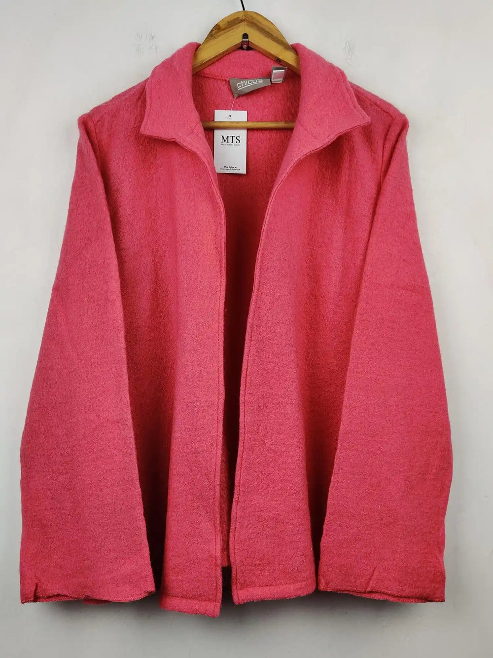 Buy online pre-used pre-loved 100% authentic & Original branded Chicos (LS-6326) available in Pakistan. Top international brands avilable.