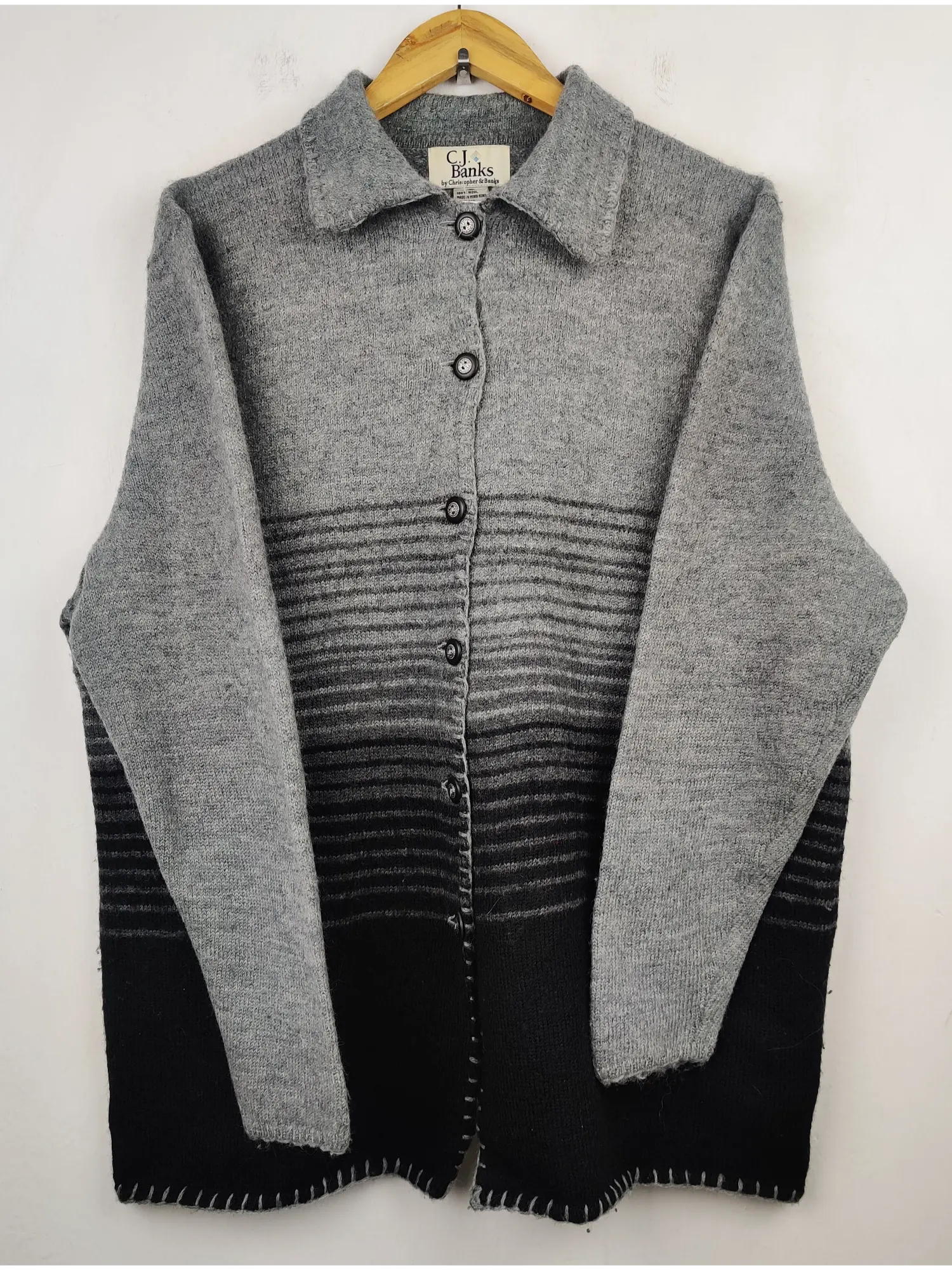 Buy online pre-used pre-loved 100% authentic & Original branded C.J Banks (LS-6409) available in Pakistan. Top international brands avilable.