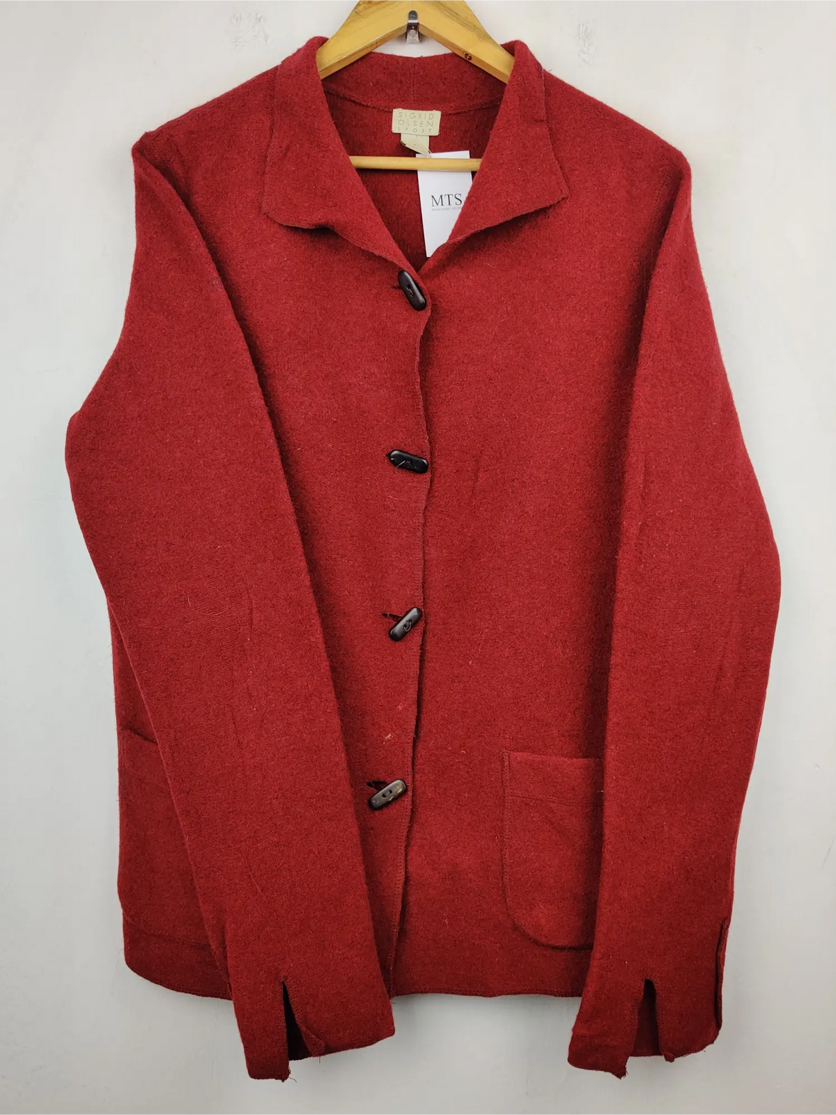 Buy online pre-used pre-loved 100% authentic & Original branded Sigrid Olsen (LS-6485) available in Pakistan. Top international brands avilable.