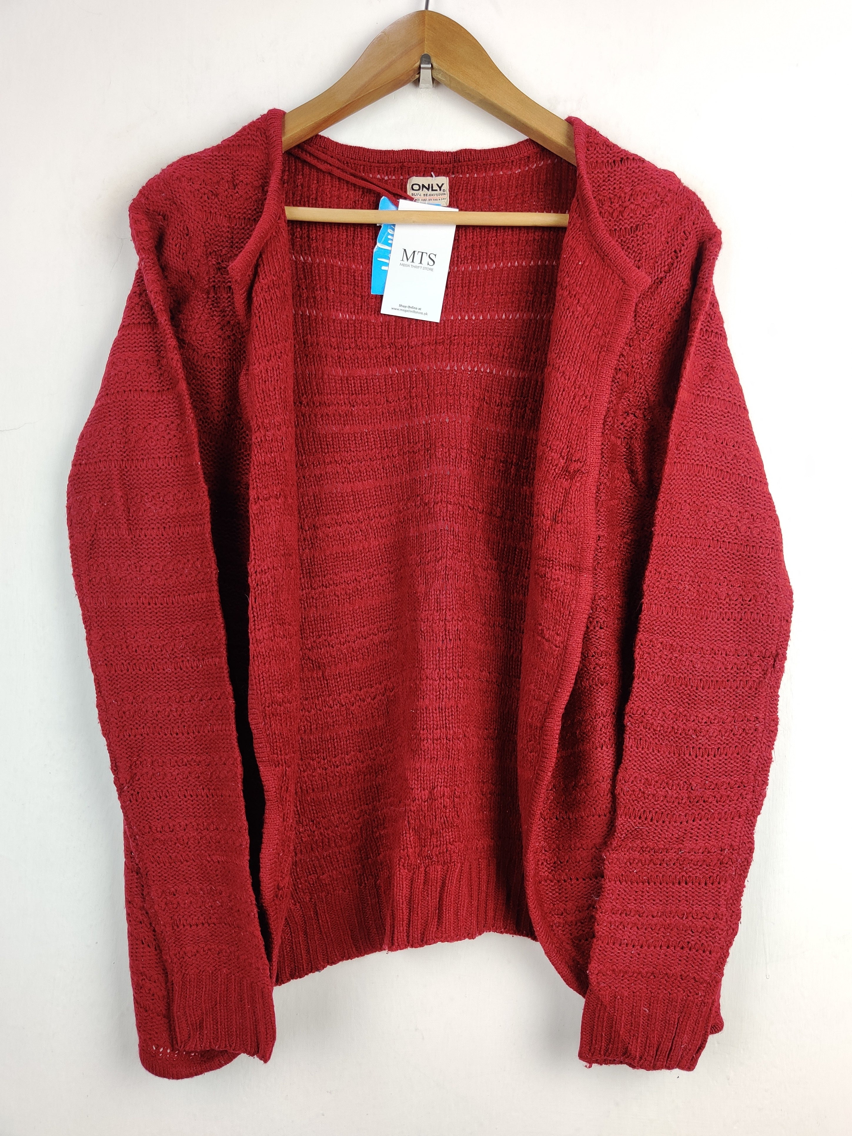 Buy online pre-used pre-loved 100% authentic & Original branded Only (LS-7166) available in Pakistan. Top international brands avilable.