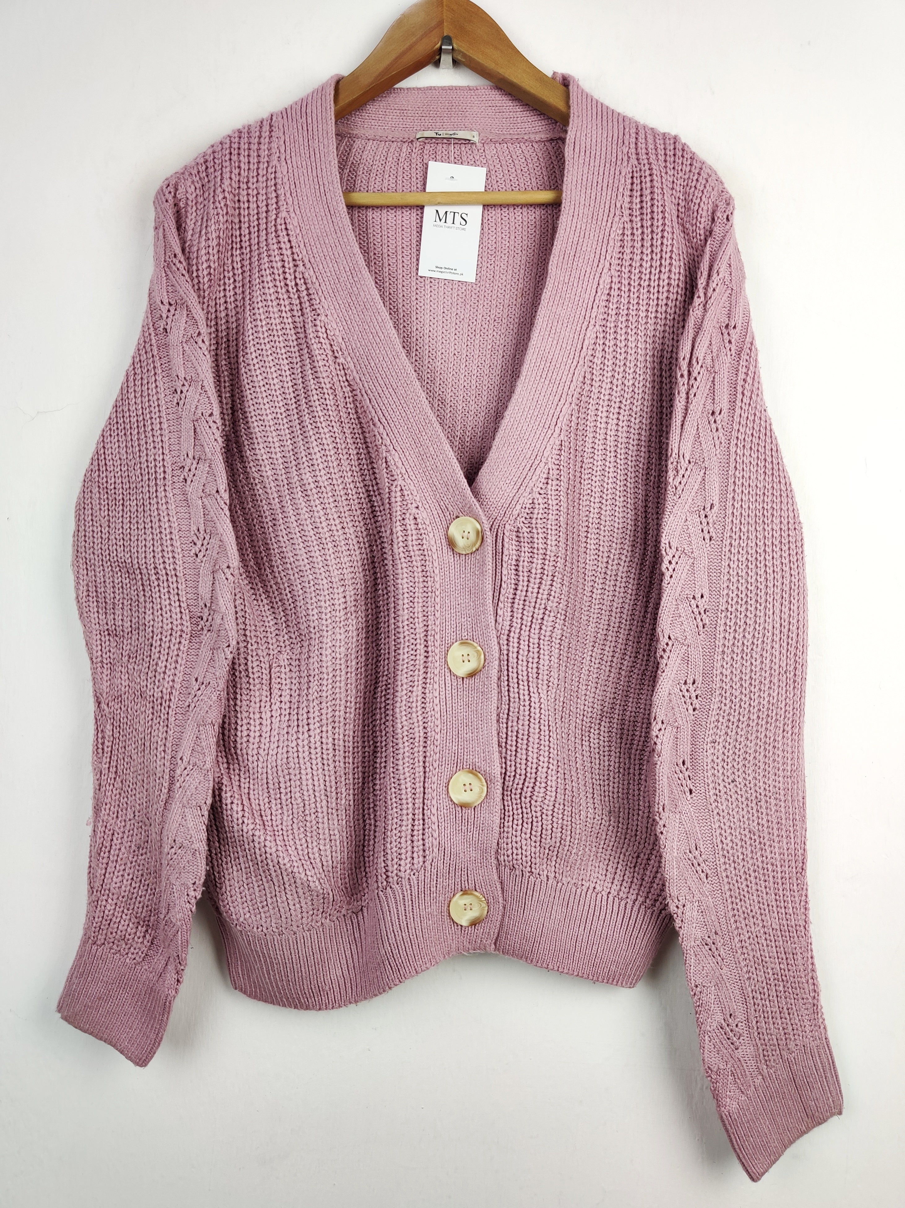 Buy online pre-used pre-loved 100% authentic & Original branded Tu (LS-7170) available in Pakistan. Top international brands avilable.