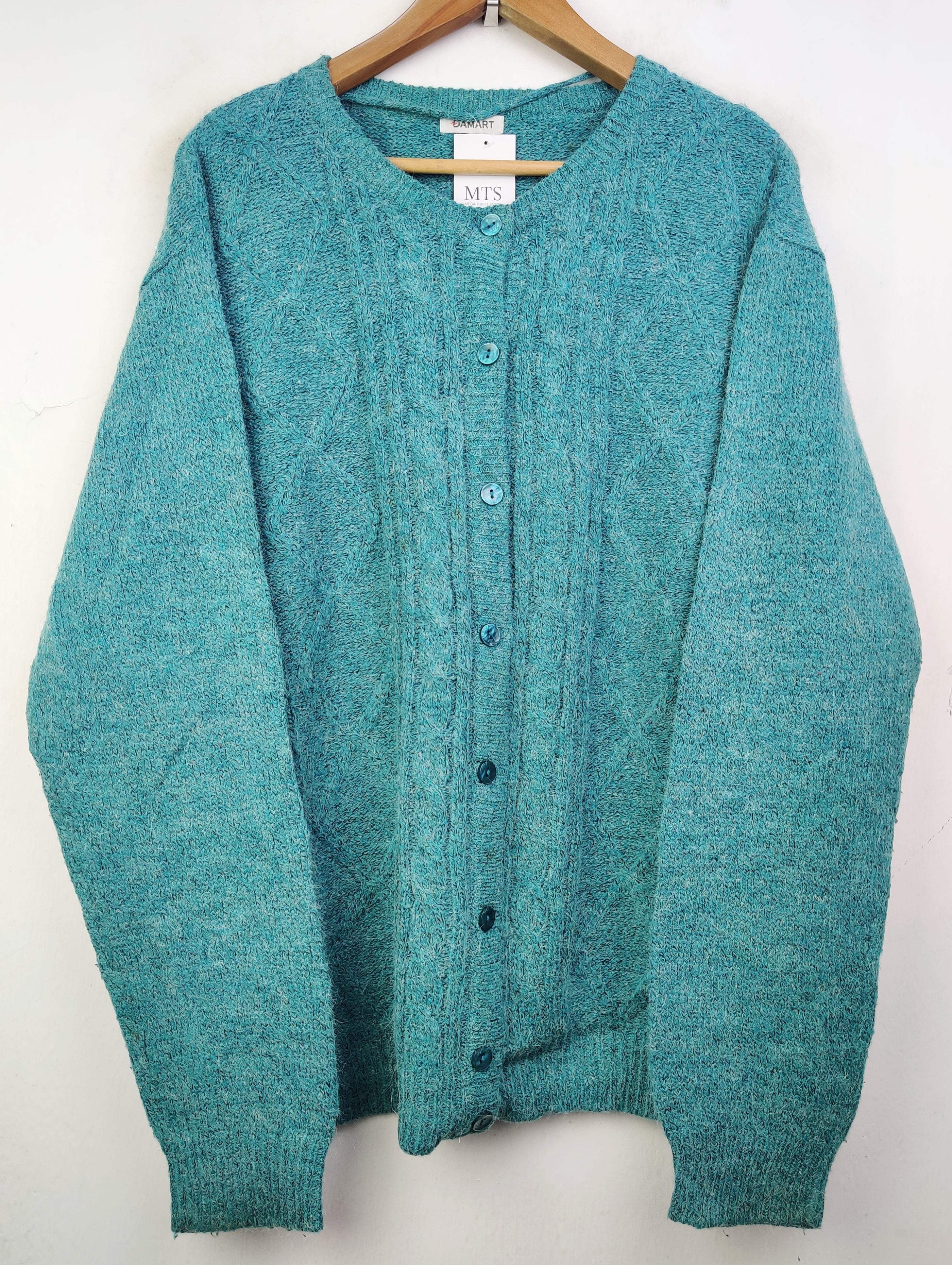 Buy online pre-used pre-loved 100% authentic & Original branded Damart (LS-7192) available in Pakistan. Top international brands avilable.