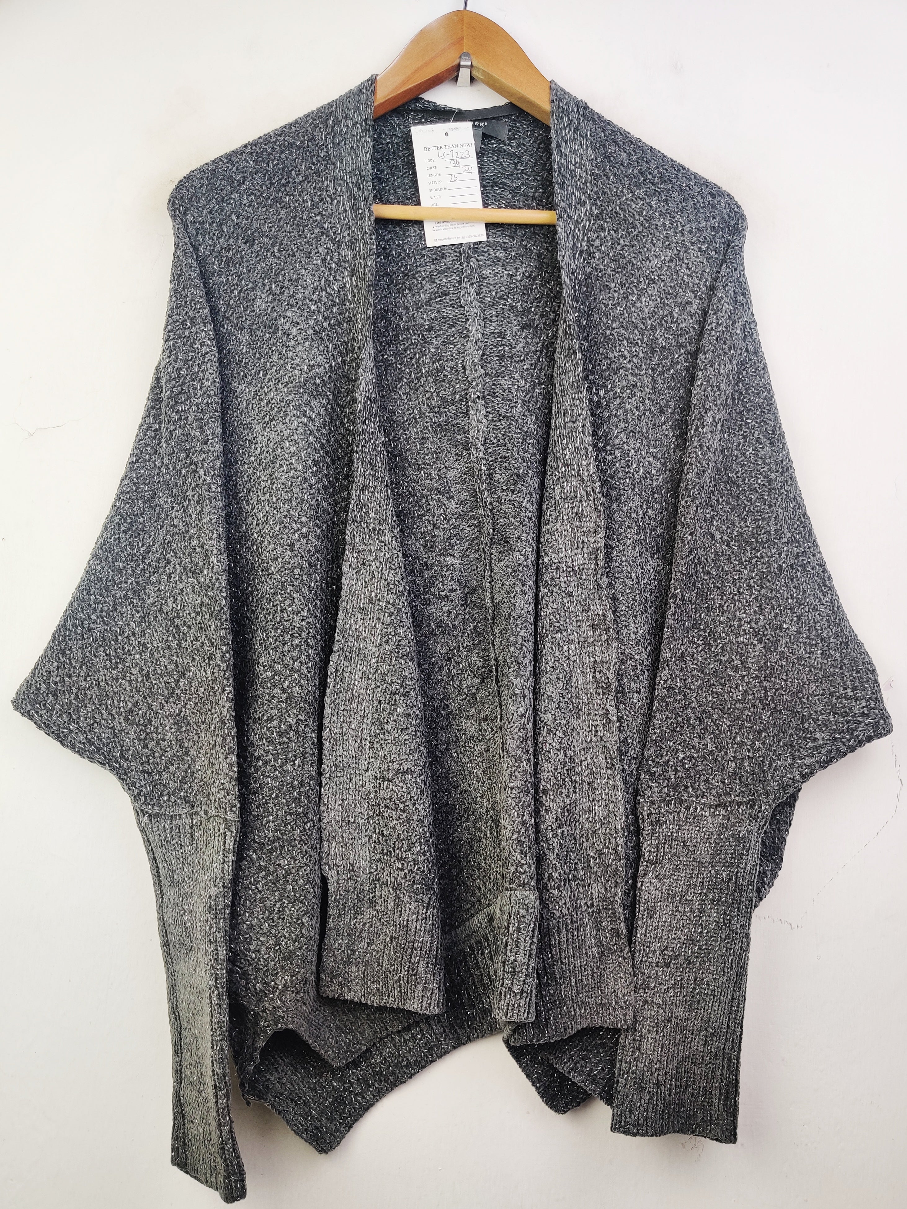 Buy online pre-used pre-loved 100% authentic & Original branded Primark (LS-7223) available in Pakistan. Top international brands avilable.