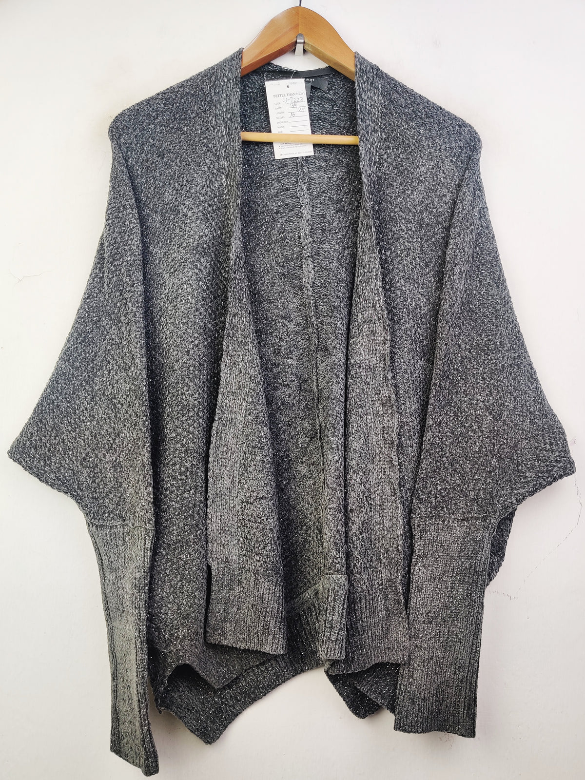 Buy online pre-used pre-loved 100% authentic & Original branded Primark (LS-7223) available in Pakistan. Top international brands avilable.