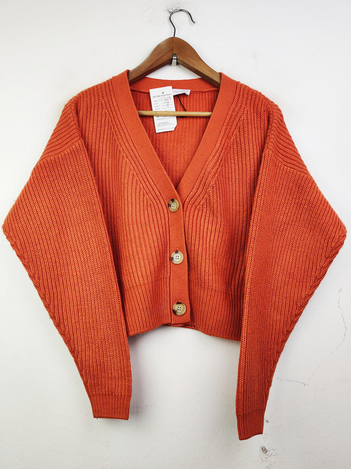 Buy online pre-used pre-loved 100% authentic & Original branded Zara (LS-7229) available in Pakistan. Top international brands avilable.
