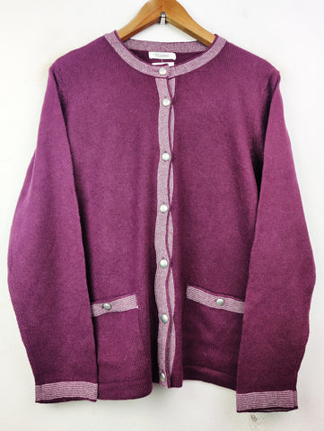 Buy online pre-used pre-loved 100% authentic & Original branded Classic (LS-7245) available in Pakistan. Top international brands avilable.