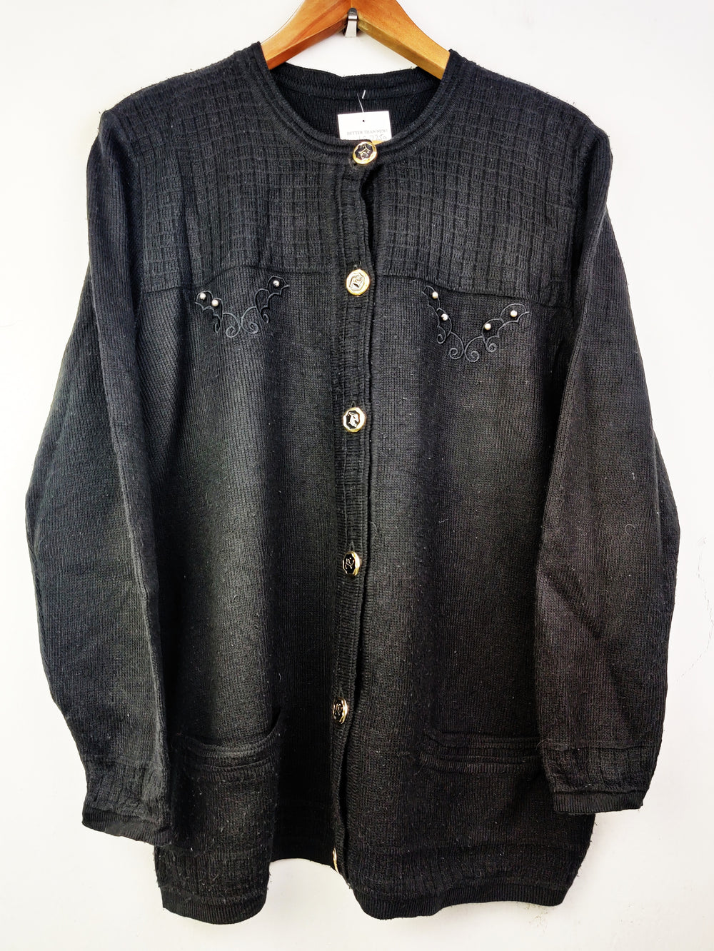 Buy online pre-used pre-loved 100% authentic & Original branded Unknown Brand (LS-7250) available in Pakistan. Top international brands avilable.