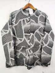 Buy online pre-used pre-loved 100% authentic & Original branded Genuine Kanni (LS-7258) available in Pakistan. Top international brands avilable.