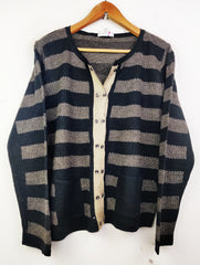 Buy online pre-used pre-loved 100% authentic & Original branded Per Una (LS-7277) available in Pakistan. Top international brands avilable.