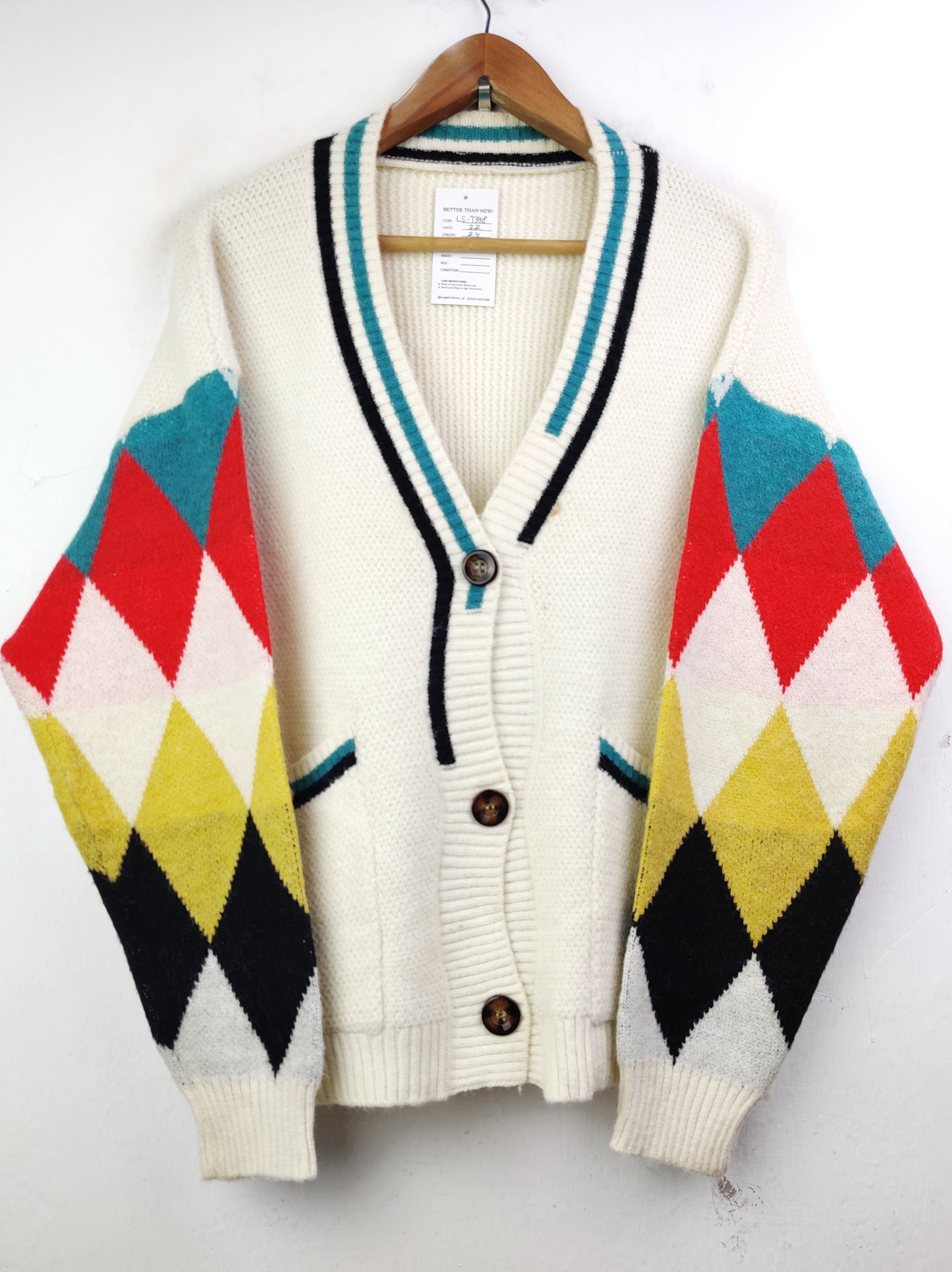Buy online pre-used pre-loved 100% authentic & Original branded Shein (LS-7348) available in Pakistan. Top international brands avilable.