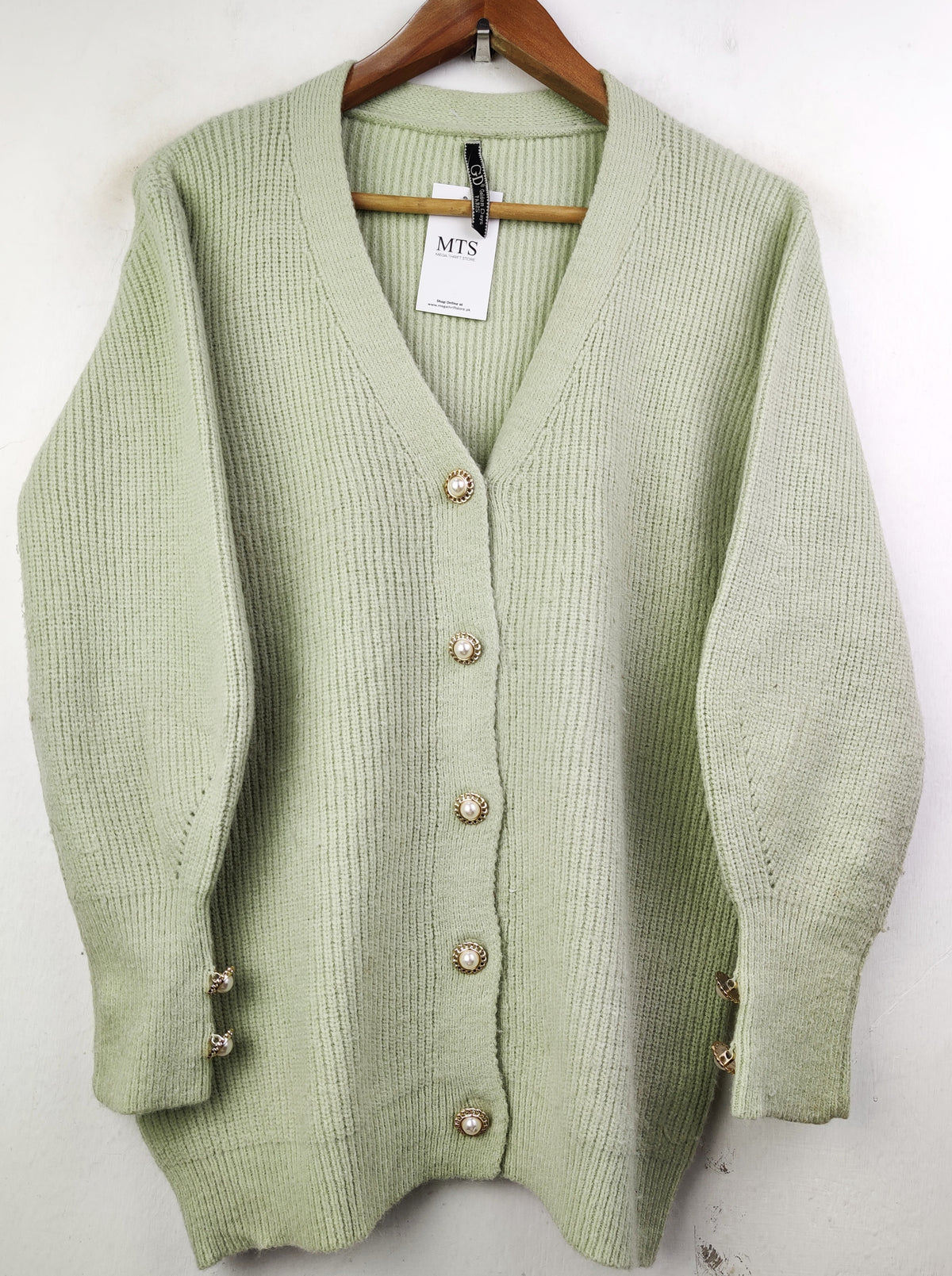 Buy online pre-used pre-loved 100% authentic & Original branded Golden Days (LS-7376) available in Pakistan. Top international brands avilable.
