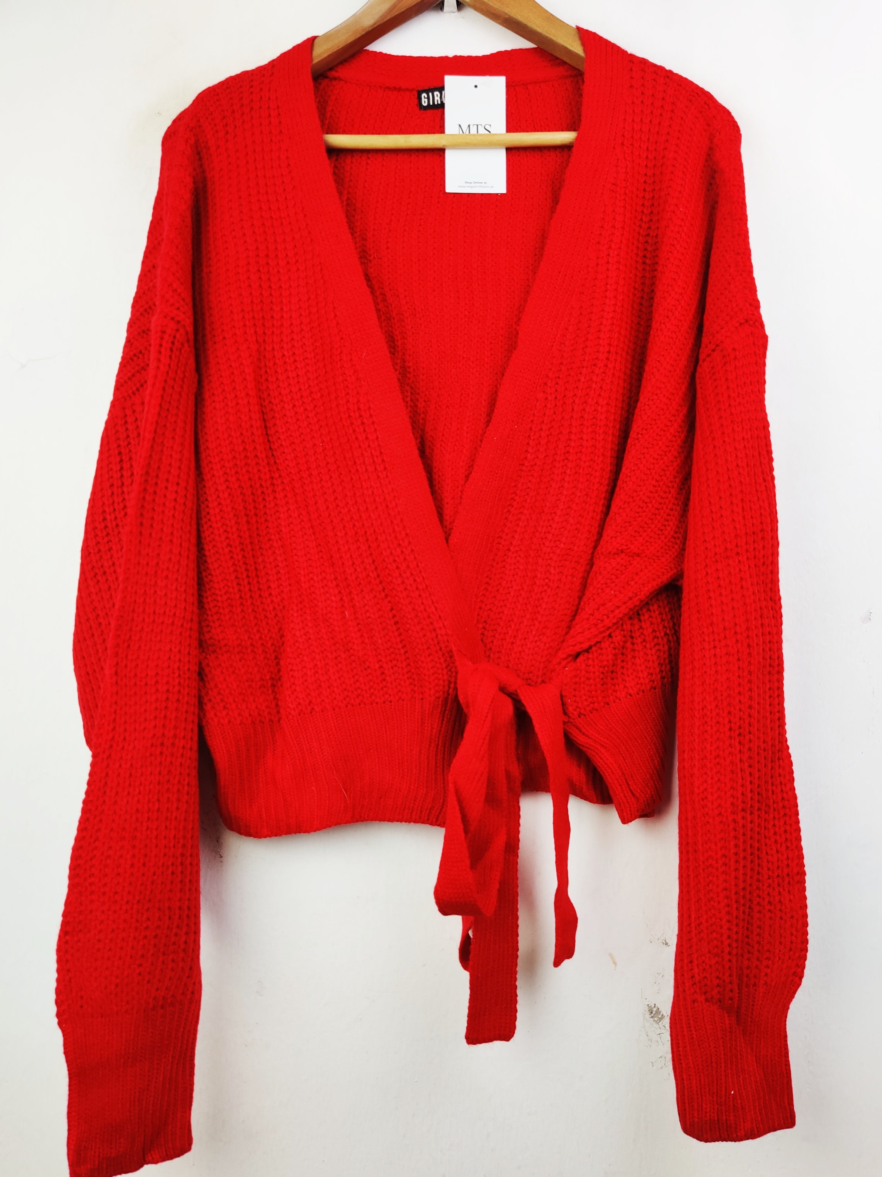 Buy online pre-used pre-loved 100% authentic & Original branded Girl In Mind (LS-7413) available in Pakistan. Top international brands avilable.