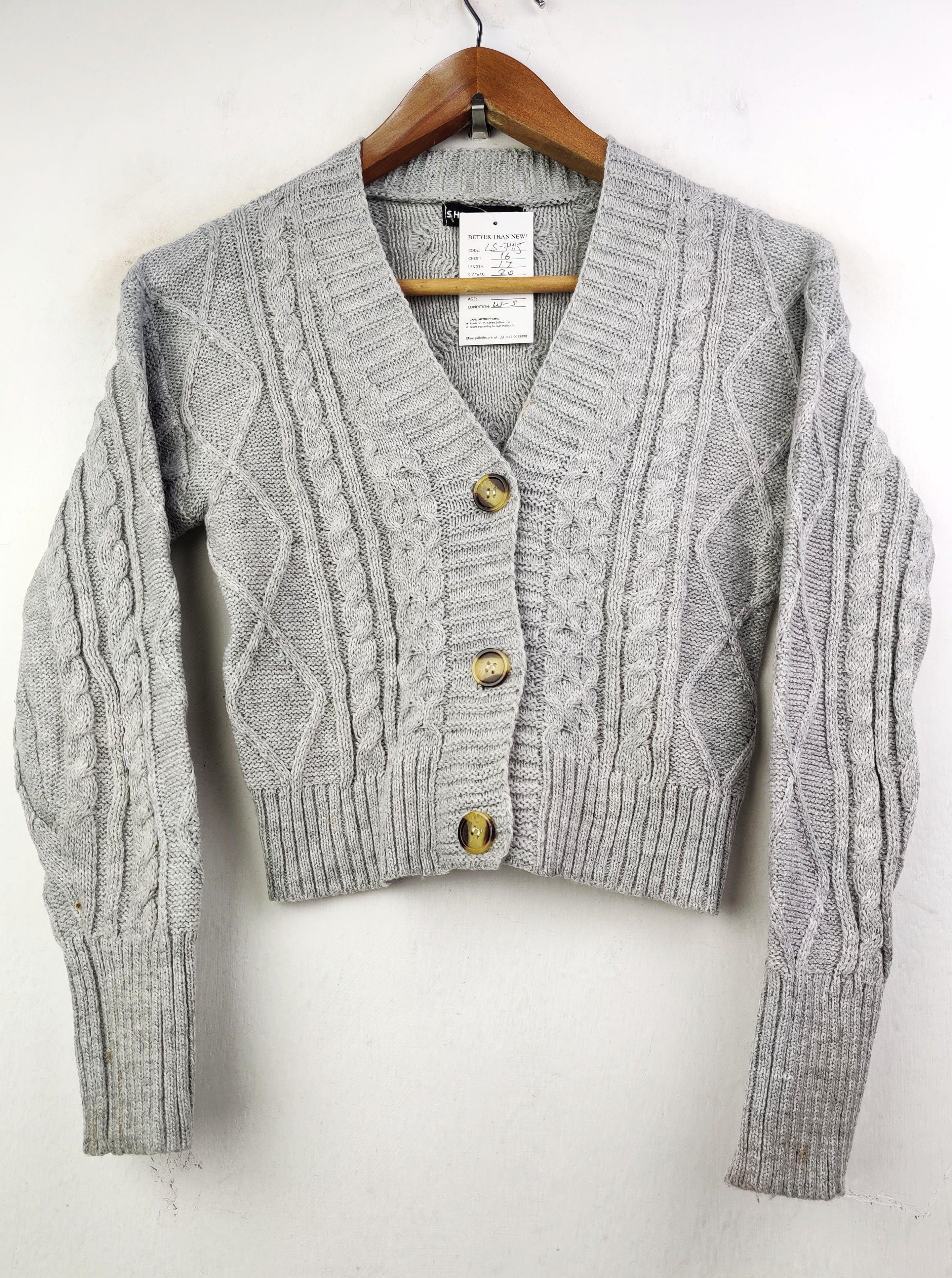 Buy online pre-used pre-loved 100% authentic & Original branded Shein (LS-7415) available in Pakistan. Top international brands avilable.