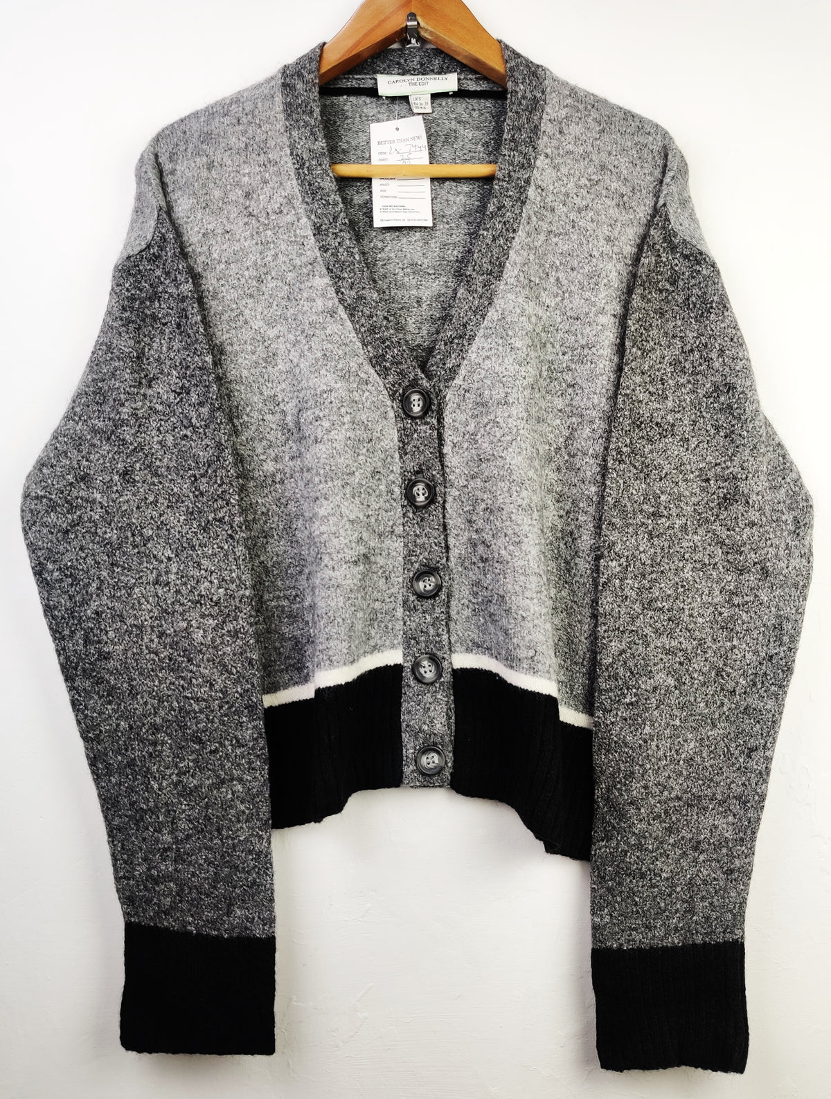 Buy online pre-used pre-loved 100% authentic & Original branded Carolyn Donnelly (LS-7444) available in Pakistan. Top international brands avilable.
