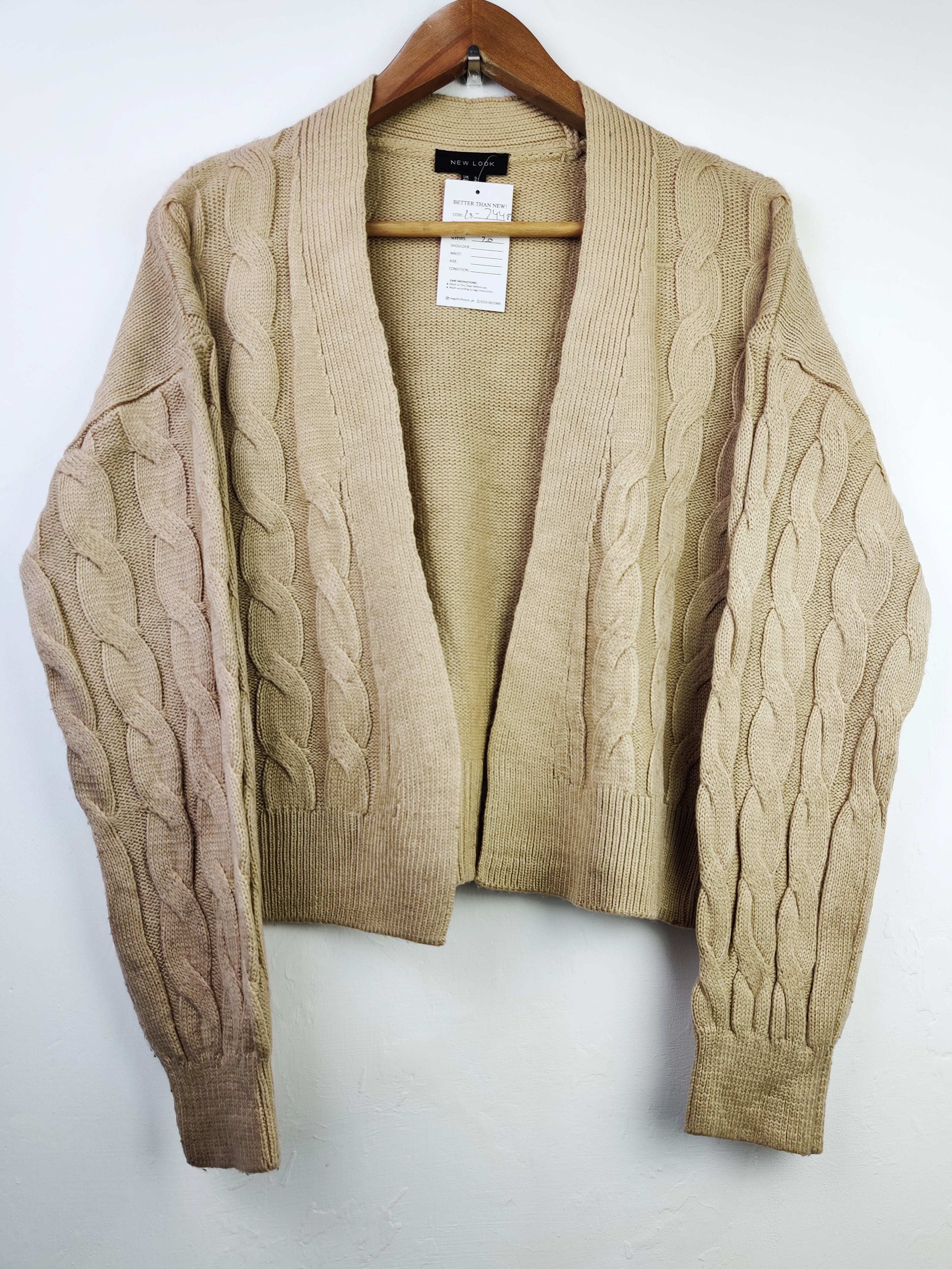 Buy online pre-used pre-loved 100% authentic & Original branded New Look (LS-7448) available in Pakistan. Top international brands avilable.