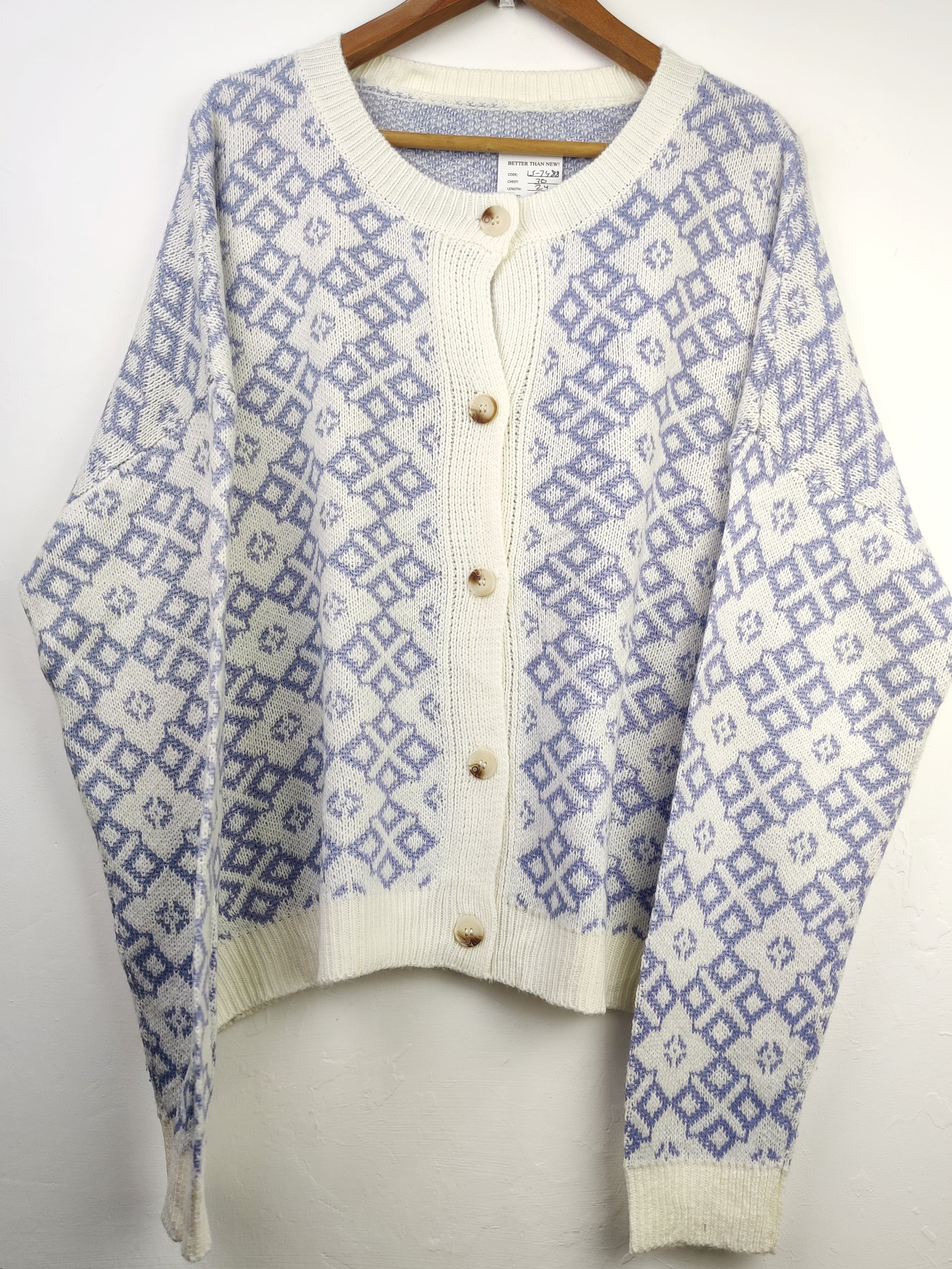Buy online pre-used pre-loved 100% authentic & Original branded Shein (LS-7488) available in Pakistan. Top international brands avilable.