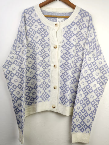 Buy online pre-used pre-loved 100% authentic & Original branded Shein (LS-7488) available in Pakistan. Top international brands avilable.