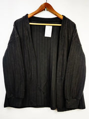 Buy online pre-used pre-loved 100% authentic & Original branded Shein (LS-7532) available in Pakistan. Top international brands avilable.