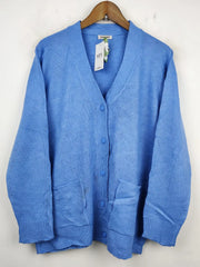 Buy online pre-used pre-loved 100% authentic & Original branded Damart (LS-7584) available in Pakistan. Top international brands avilable.