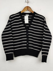 Buy online pre-used pre-loved 100% authentic & Original branded Beloved (LS-7623) available in Pakistan. Top international brands avilable.