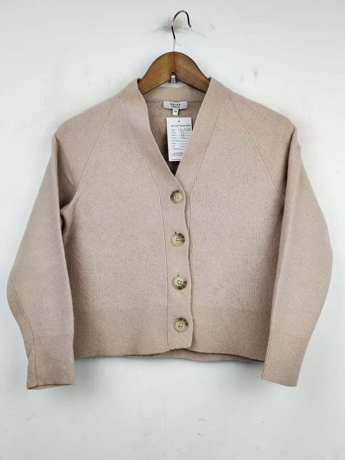 Buy online pre-used pre-loved 100% authentic & Original branded Reiss (LS-7626) available in Pakistan. Top international brands avilable.
