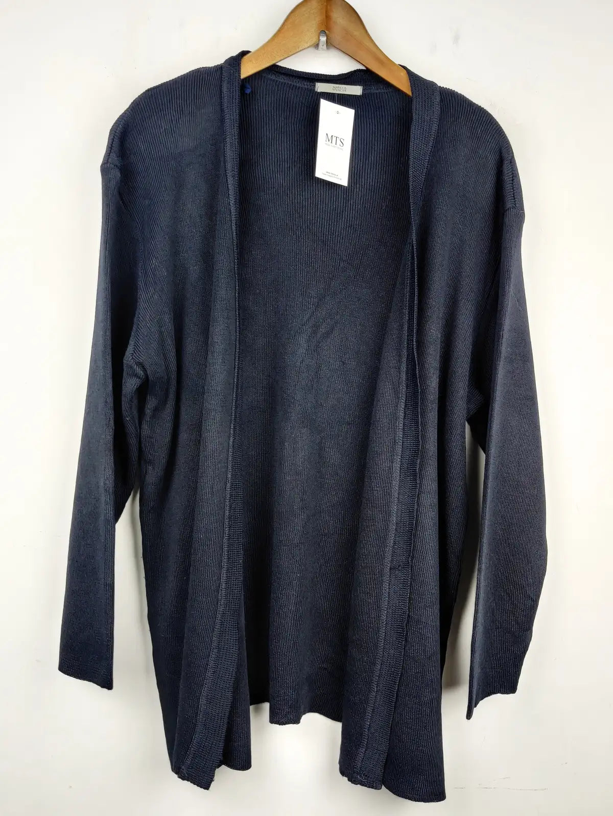 Buy online pre-used pre-loved 100% authentic & Original branded Marks & Spencer (LS-7633) available in Pakistan. Top international brands avilable.