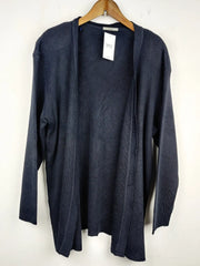 Buy online pre-used pre-loved 100% authentic & Original branded Marks & Spencer (LS-7633) available in Pakistan. Top international brands avilable.