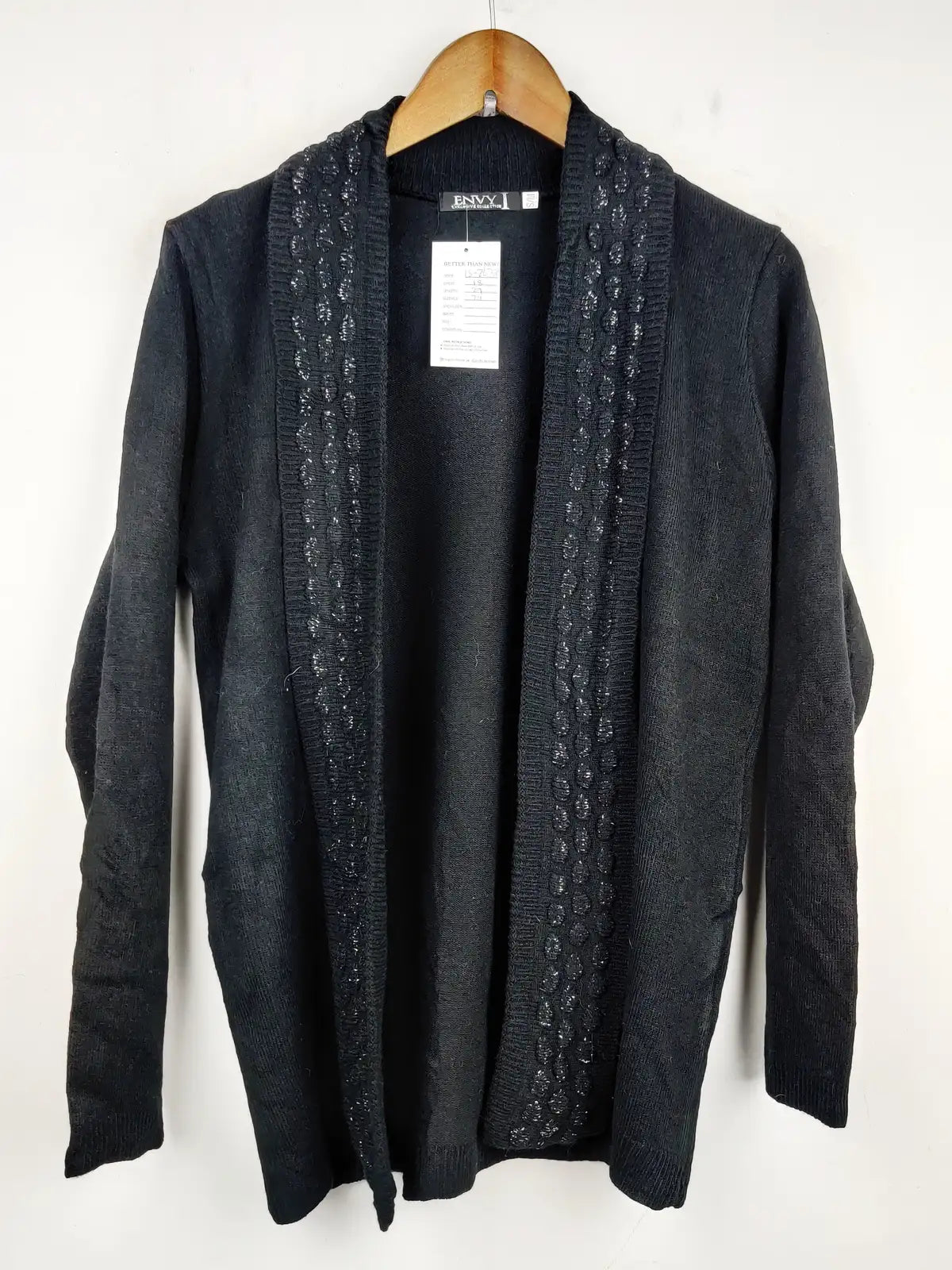 Buy online pre-used pre-loved 100% authentic & Original branded Envy (LS-7637) available in Pakistan. Top international brands avilable.