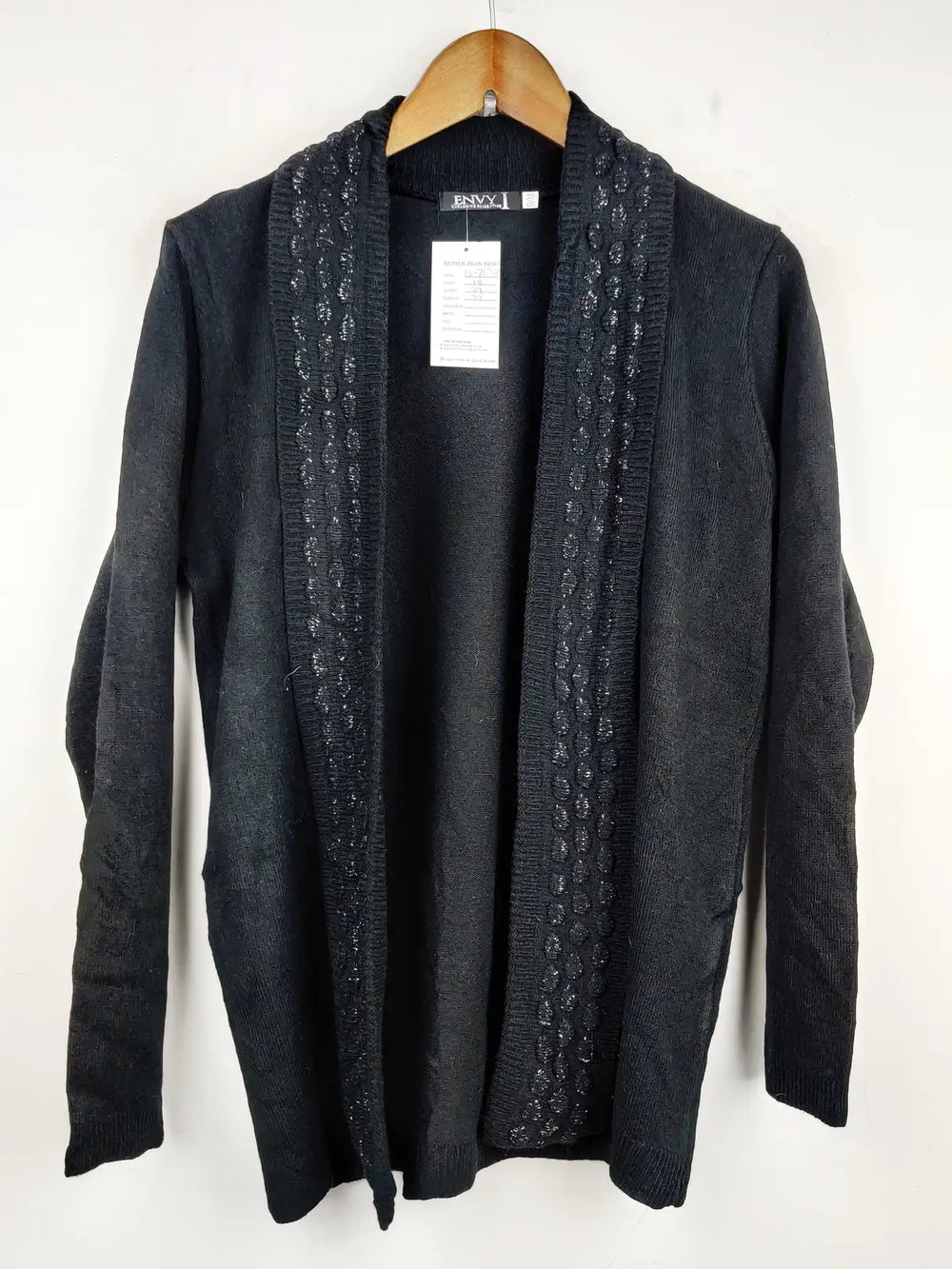 Buy online pre-used pre-loved 100% authentic & Original branded Envy (LS-7637) available in Pakistan. Top international brands avilable.