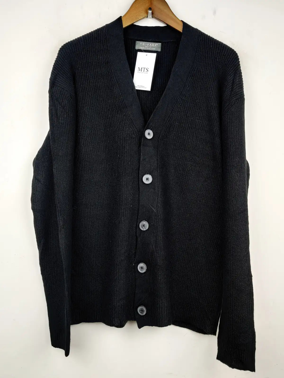 Buy online pre-used pre-loved 100% authentic & Original branded Primark (LS-7643) available in Pakistan. Top international brands avilable.