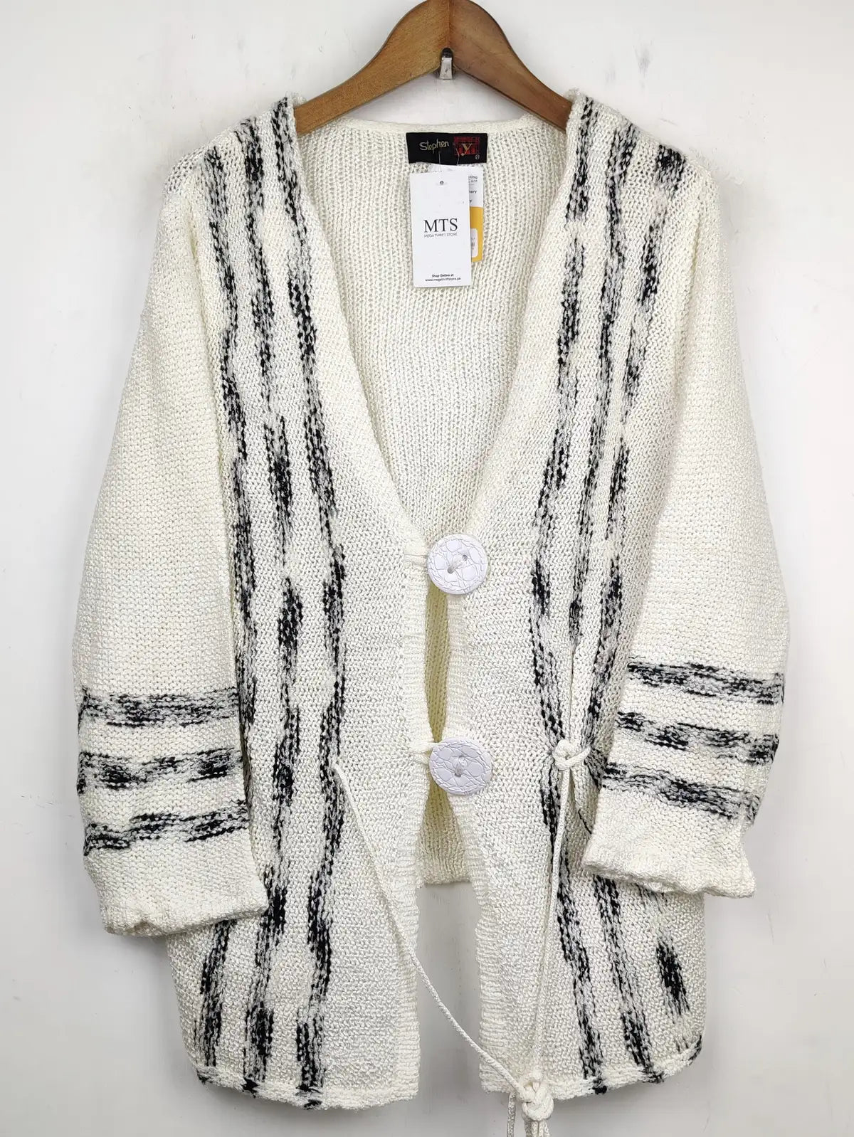 Buy online pre-used pre-loved 100% authentic & Original branded Stephen (LS-7646) available in Pakistan. Top international brands avilable.