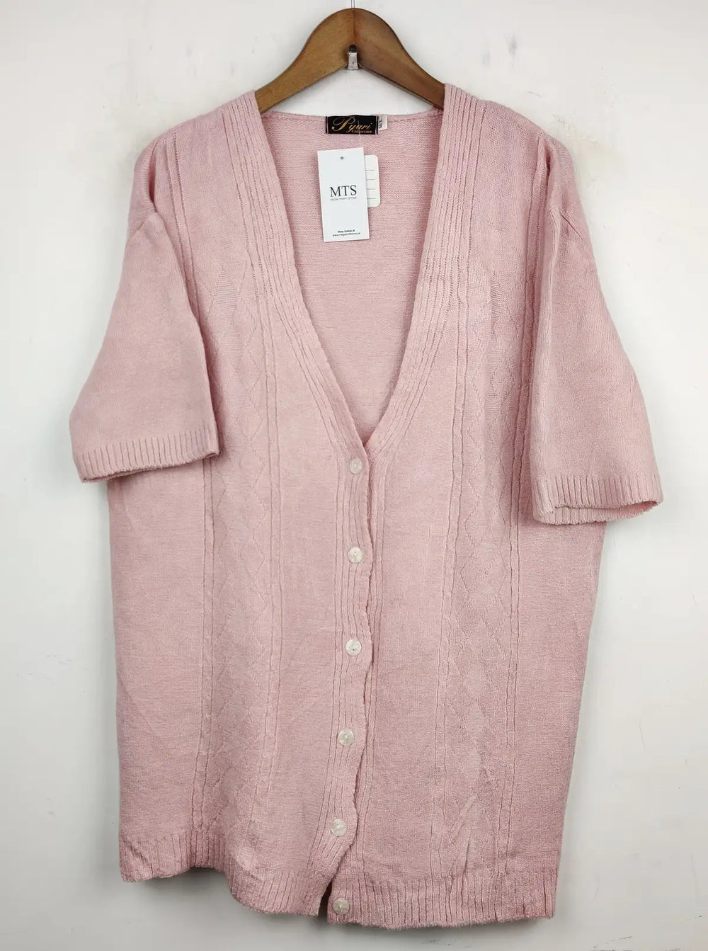 Buy online pre-used pre-loved 100% authentic & Original branded Pyari Collection (LS-7648) available in Pakistan. Top international brands avilable.
