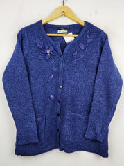 Buy online pre-used pre-loved 100% authentic & Original branded Em Collection (LS-7653) available in Pakistan. Top international brands avilable.