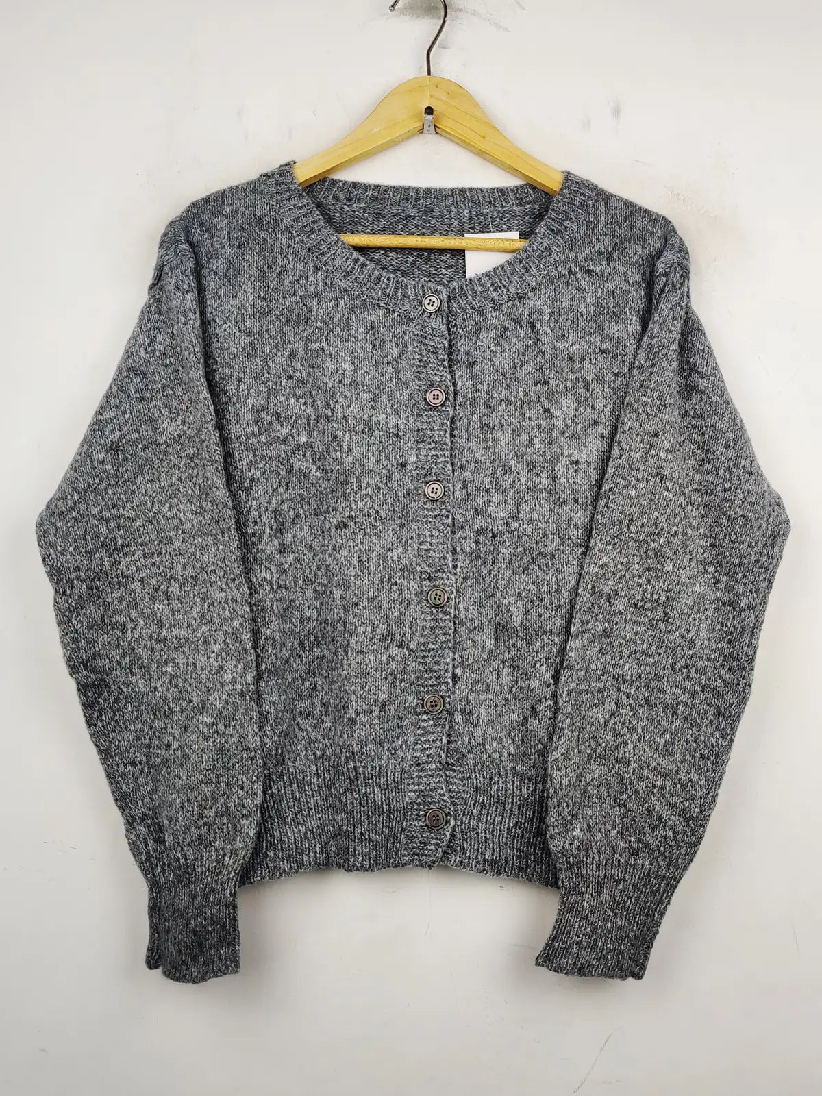 Buy online pre-used pre-loved 100% authentic & Original branded Shein (LS-7654) available in Pakistan. Top international brands avilable.