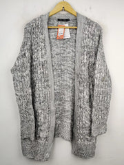 Buy online pre-used pre-loved 100% authentic & Original branded I Saw It First (LS-7663) available in Pakistan. Top international brands avilable.